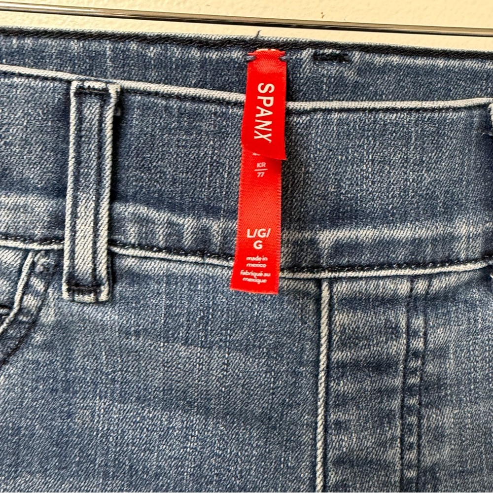 Spanx Spanxshape Everywhere Kick Flare Jeans Vint… - image 4